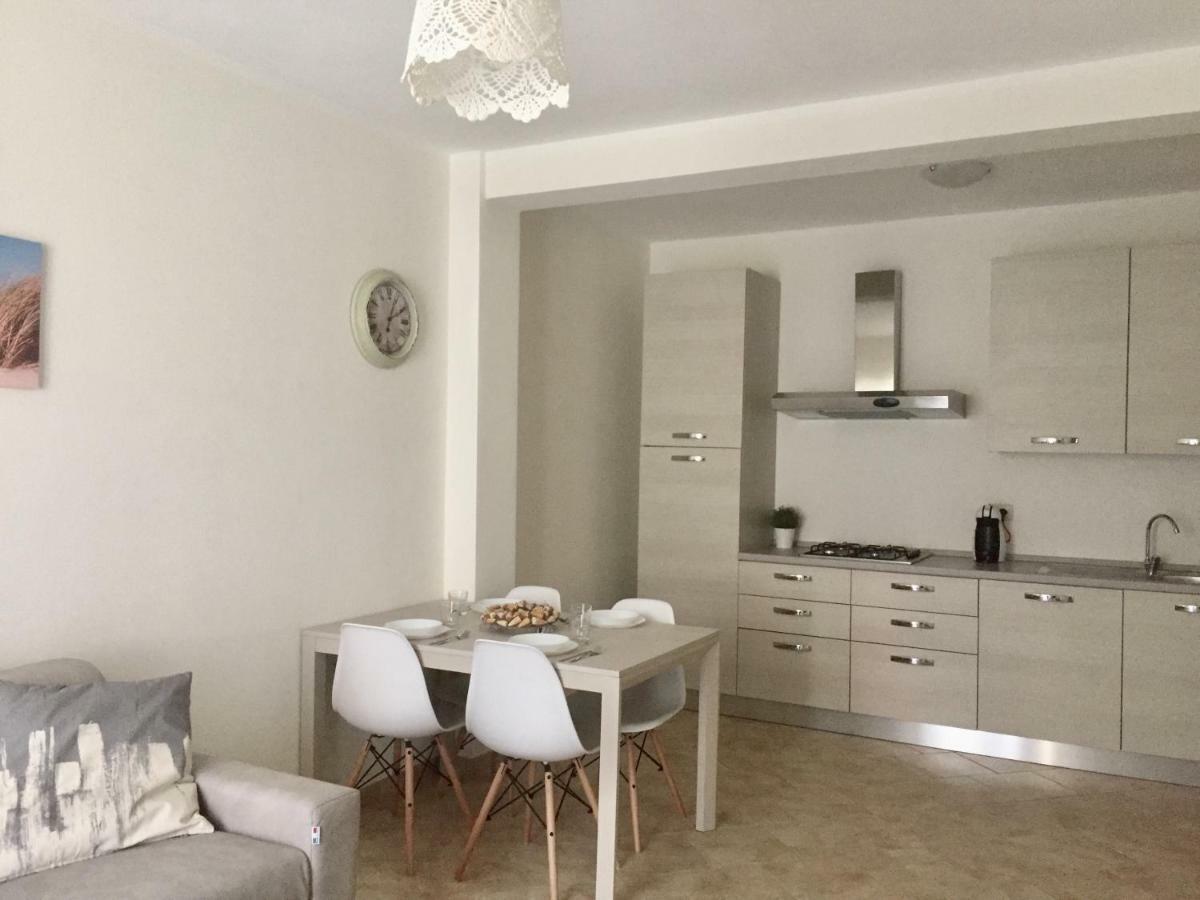 Apartmán Renabianca House Santa Teresa Gallura Exteriér fotografie